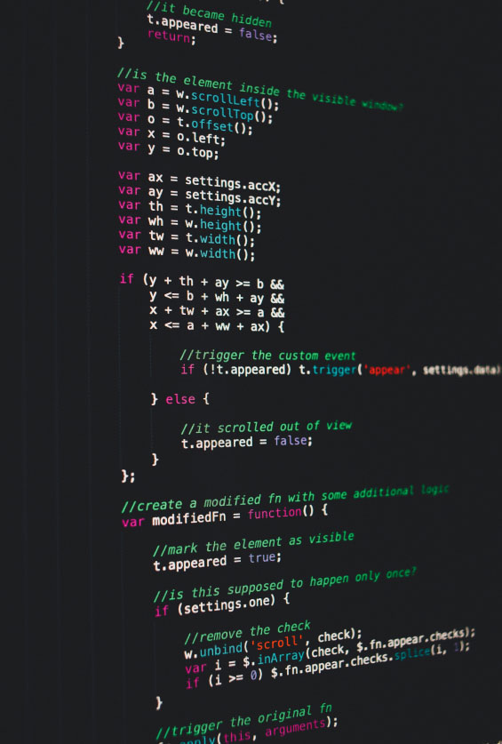 Lignes de code sur un ordinateur, représentant du développement web ou spécifique